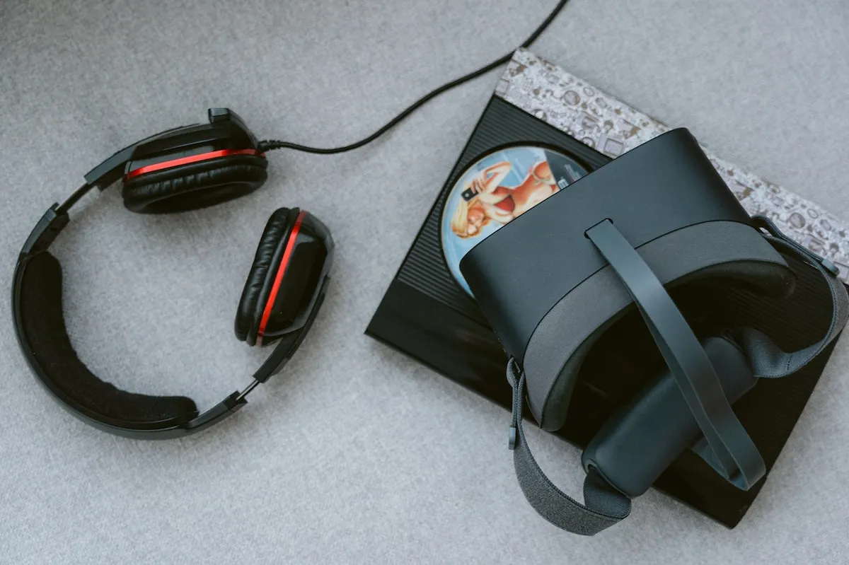 Level Up Your Gaming Experience: Top Gadgets and Devices for Gamers in 2023